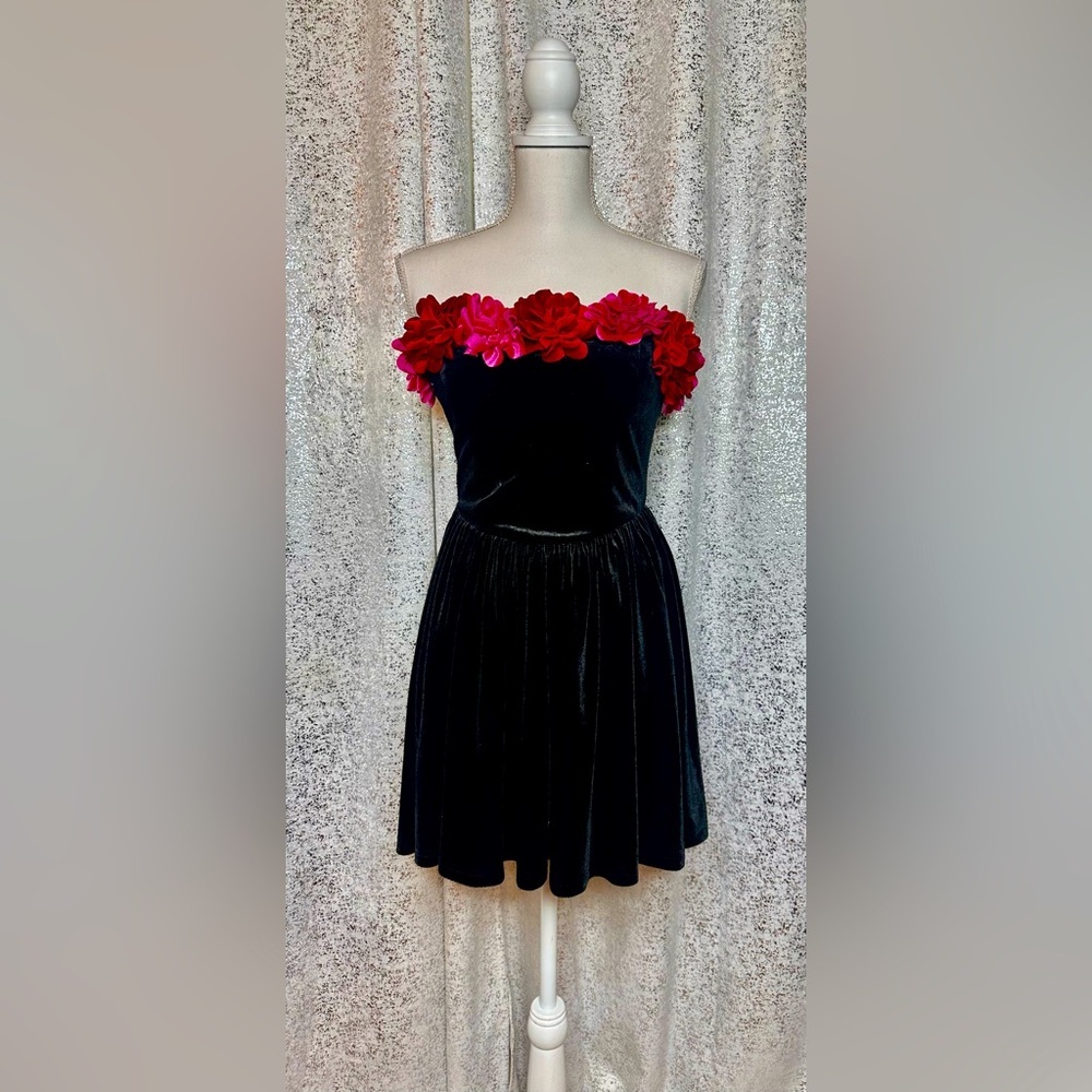 NWT Gary Wood black velvet mini dress